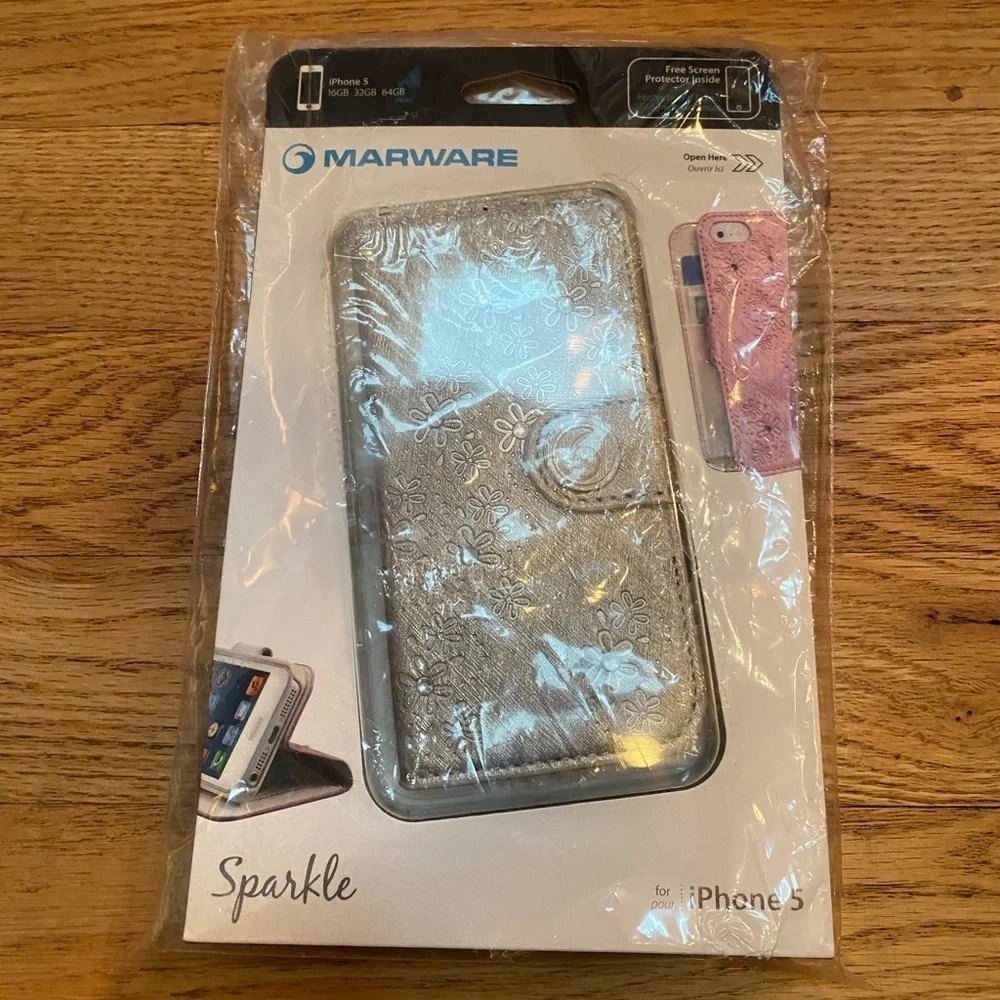 NWT!! IPhone 5 Sparkle Wallet Case Silver Marware